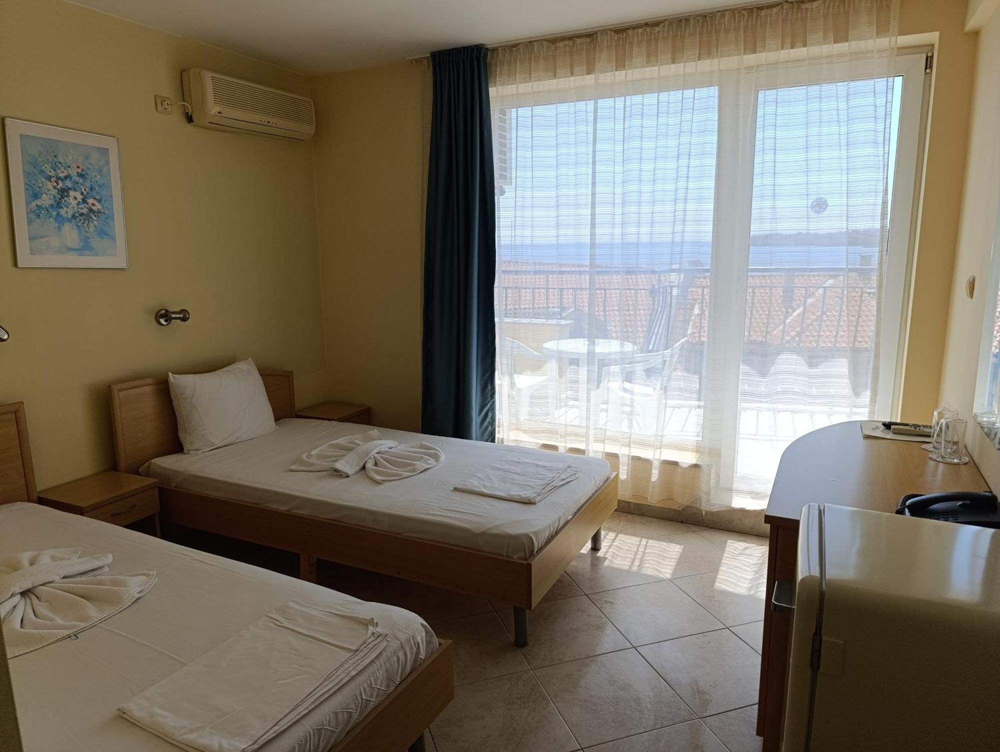 Семеен Хотел Бриз Sozopol Luaran gambar