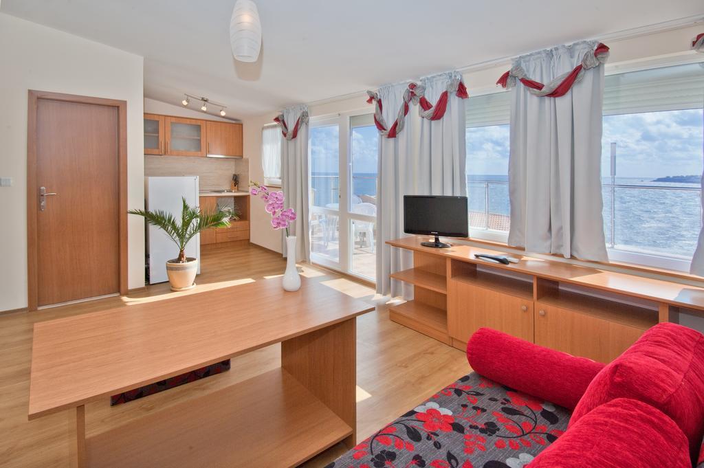 Семеен Хотел Бриз Sozopol Luaran gambar